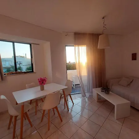 Layla's アパート